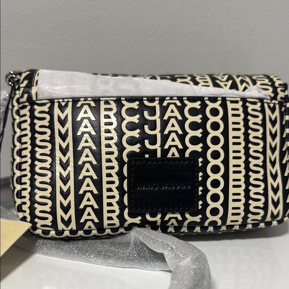 Black and Cream Designer Women's Bag - Picture 3 of 5